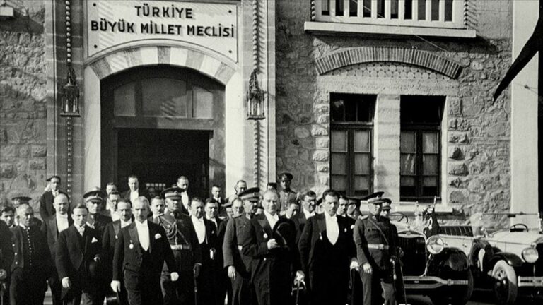 Türkiye Büyük Millet Meclisi’nin Açıldığı Yer ve Tarih: Türk Demokrasisinin Kökenleri
